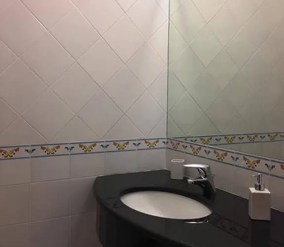 La Primavera Hotel 3*