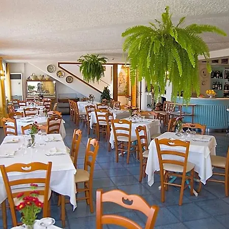 La Primavera 酒店
