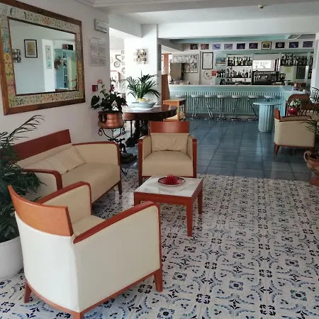 La Primavera Hotel