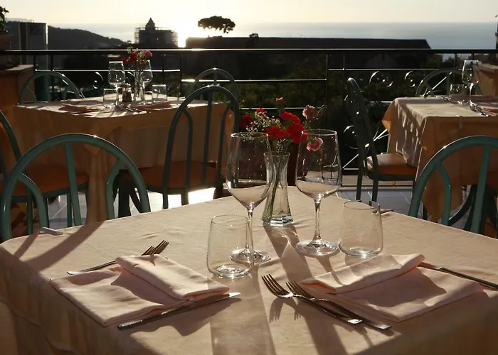 La Primavera Hotel
